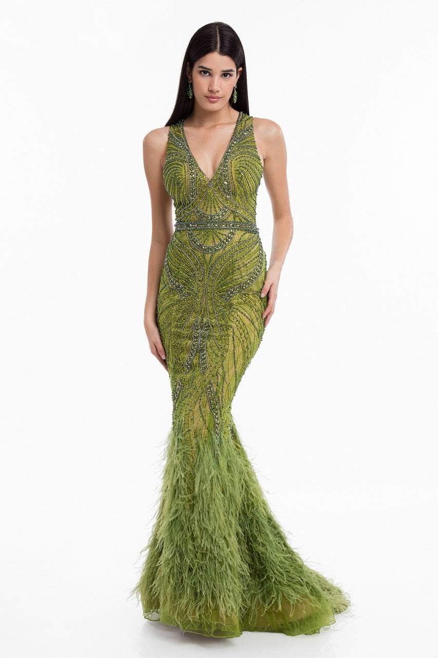 Terani Couture - 1822GL7493 Beaded V-neck Trumpet Dress With Train